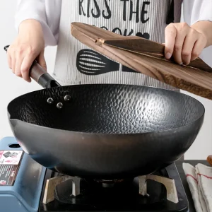 Konco Pure Iron wok cast iron pan Non-coated